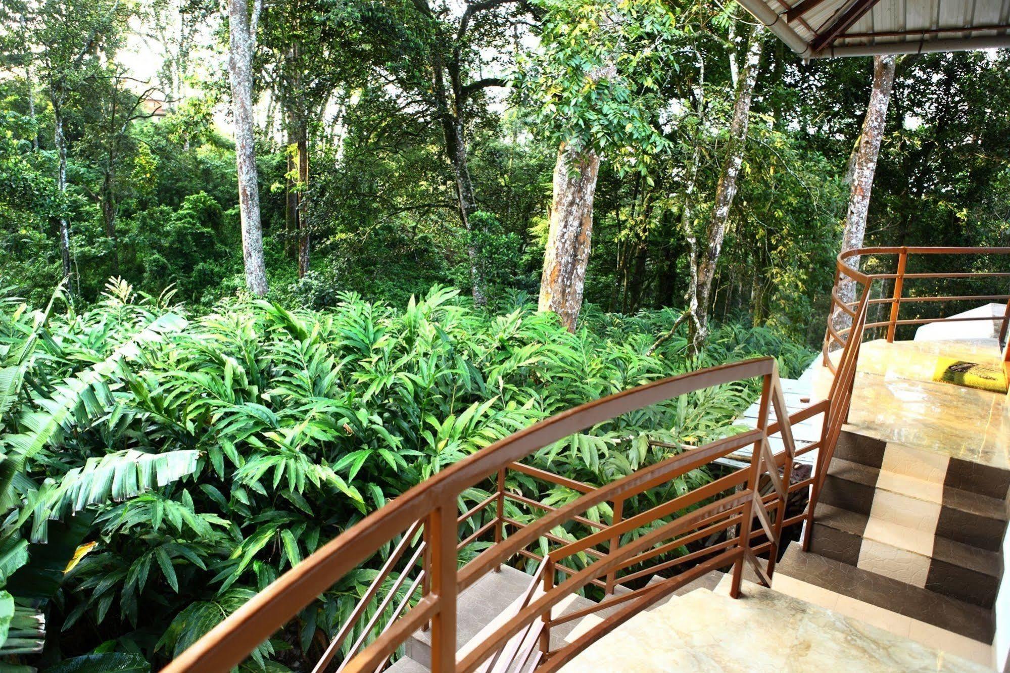 Shades Homestay Munnar